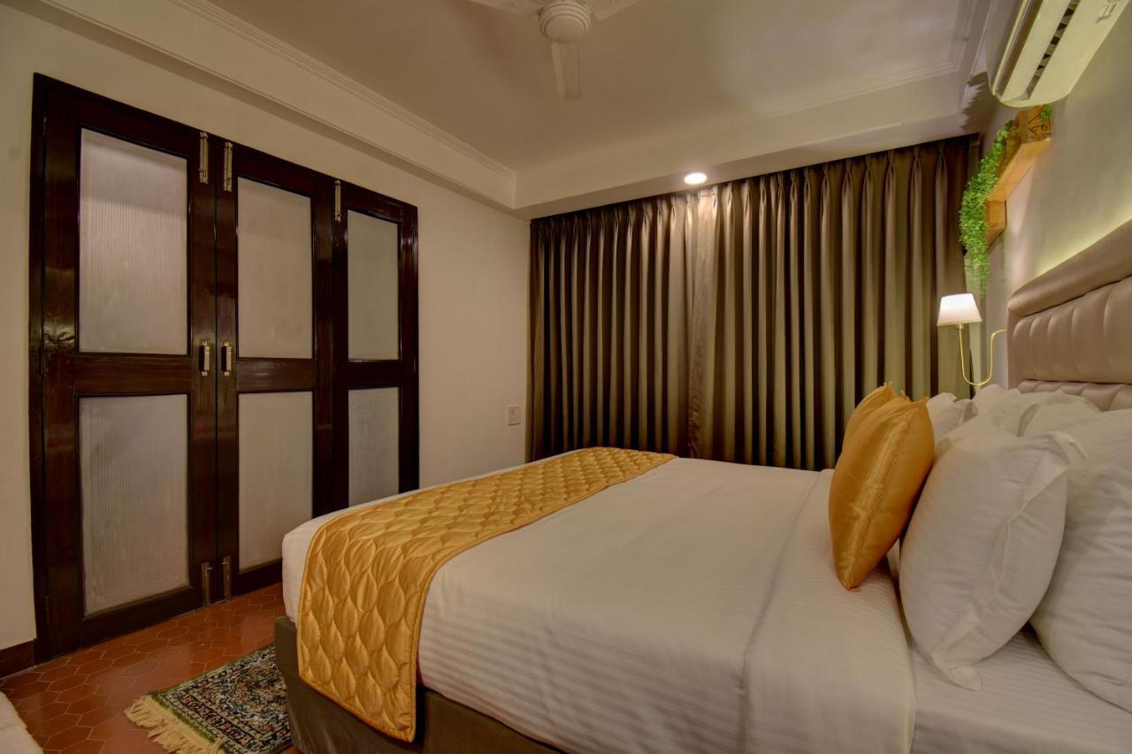 Elite Hotel Лонавала Екстериор снимка