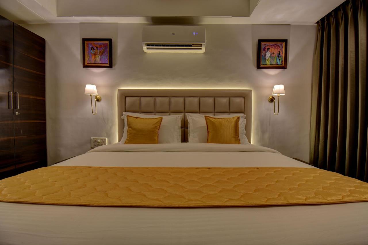 Elite Hotel Лонавала Екстериор снимка
